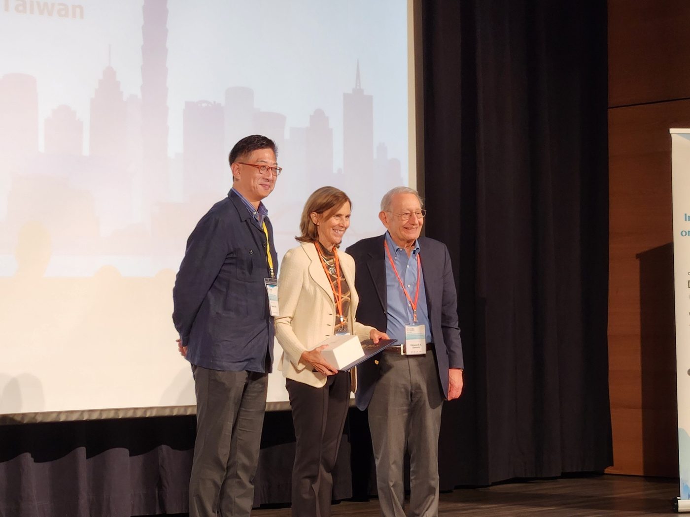 Award presentation on stage at the 64th ICBL Taipei